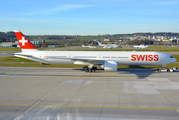 Swiss International Airlines Boeing 777-3DE(ER) (HB-JNB) at  Zurich - Kloten, Switzerland