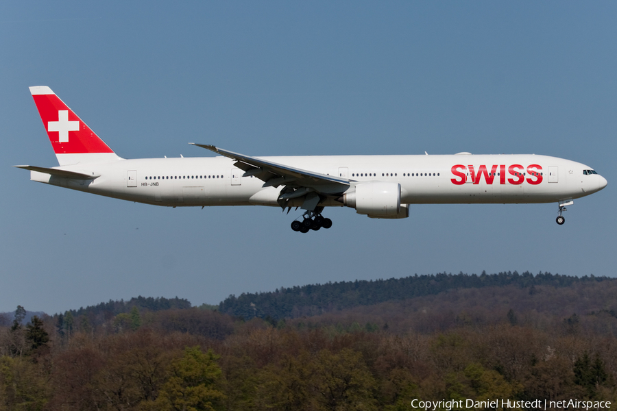 Swiss International Airlines Boeing 777-3DE(ER) (HB-JNB) | Photo 421081