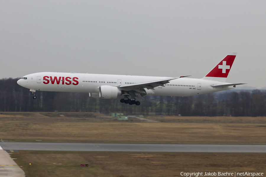 Swiss International Airlines Boeing 777-3DE(ER) (HB-JNC) | Photo 138343