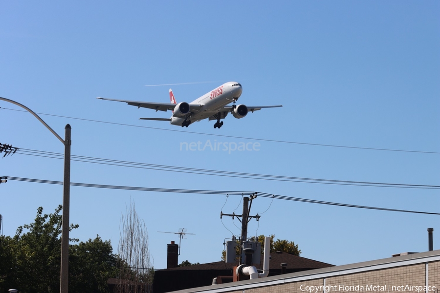 Swiss International Airlines Boeing 777-3DE(ER) (HB-JNC) | Photo 607971
