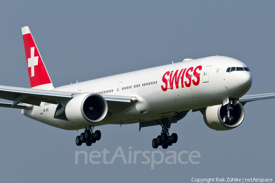 Swiss International Airlines Boeing 777-3DE(ER) (HB-JNC) | Photo 106832