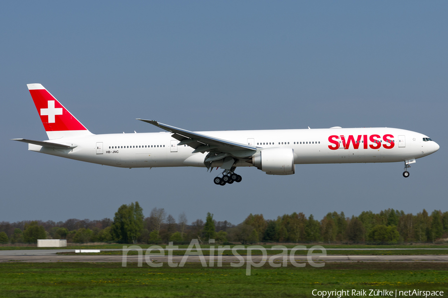 Swiss International Airlines Boeing 777-3DE(ER) (HB-JNC) | Photo 106833