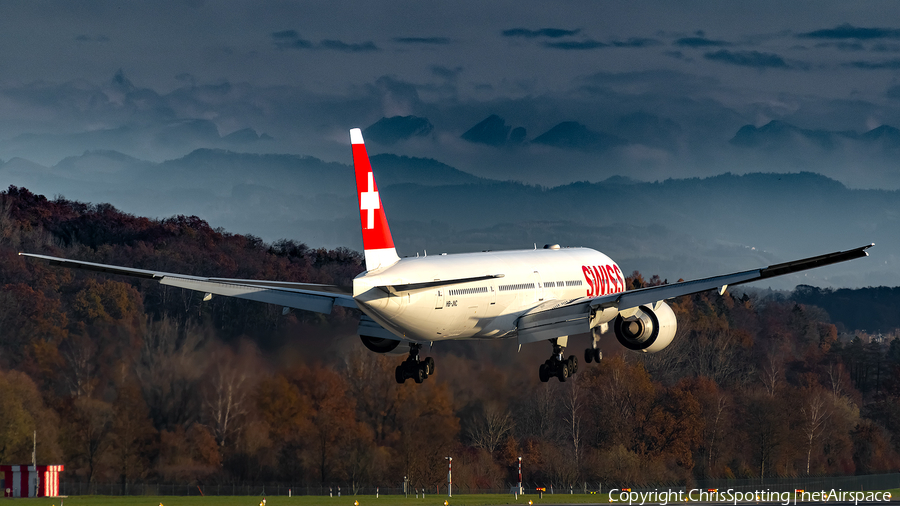 Swiss International Airlines Boeing 777-3DE(ER) (HB-JNC) | Photo 282004