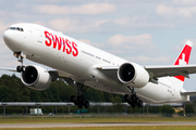 Swiss International Airlines Boeing 777-3DE(ER) (HB-JNE) at  Hamburg - Fuhlsbuettel (Helmut Schmidt), Germany