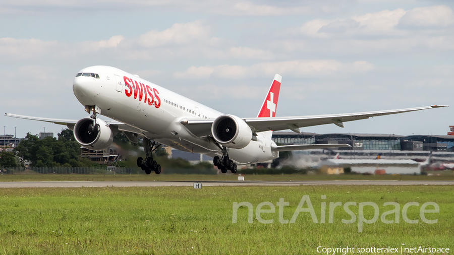 Swiss International Airlines Boeing 777-3DE(ER) (HB-JNE) | Photo 114427