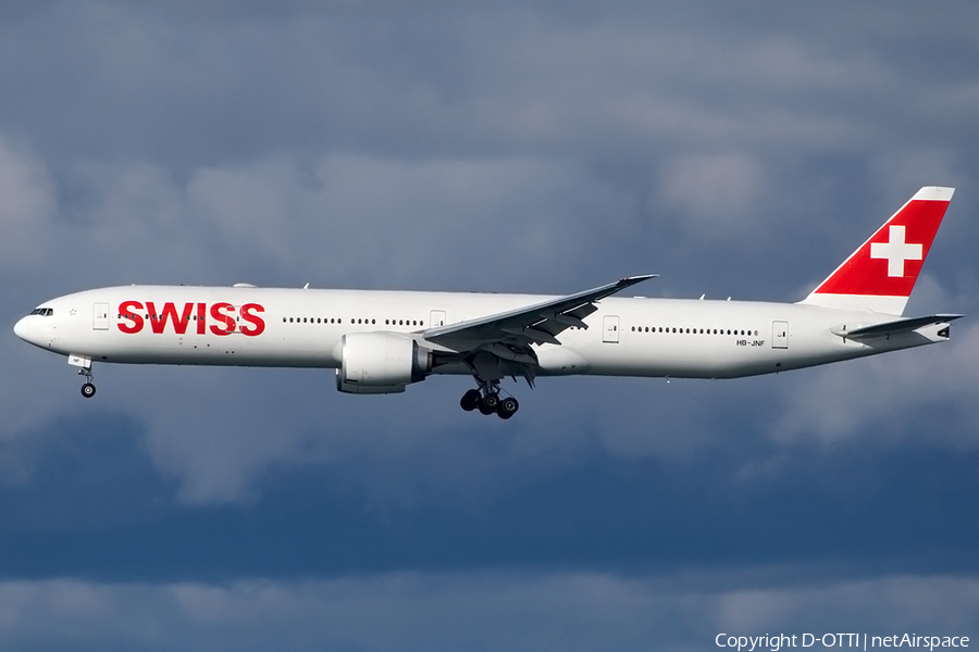 Swiss International Airlines Boeing 777-3DE(ER) (HB-JNF) | Photo 230804