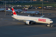 Swiss International Airlines Boeing 777-3DE(ER) (HB-JNF) at  Zurich - Kloten, Switzerland