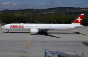 Swiss International Airlines Boeing 777-3DE(ER) (HB-JNG) at  Zurich - Kloten, Switzerland