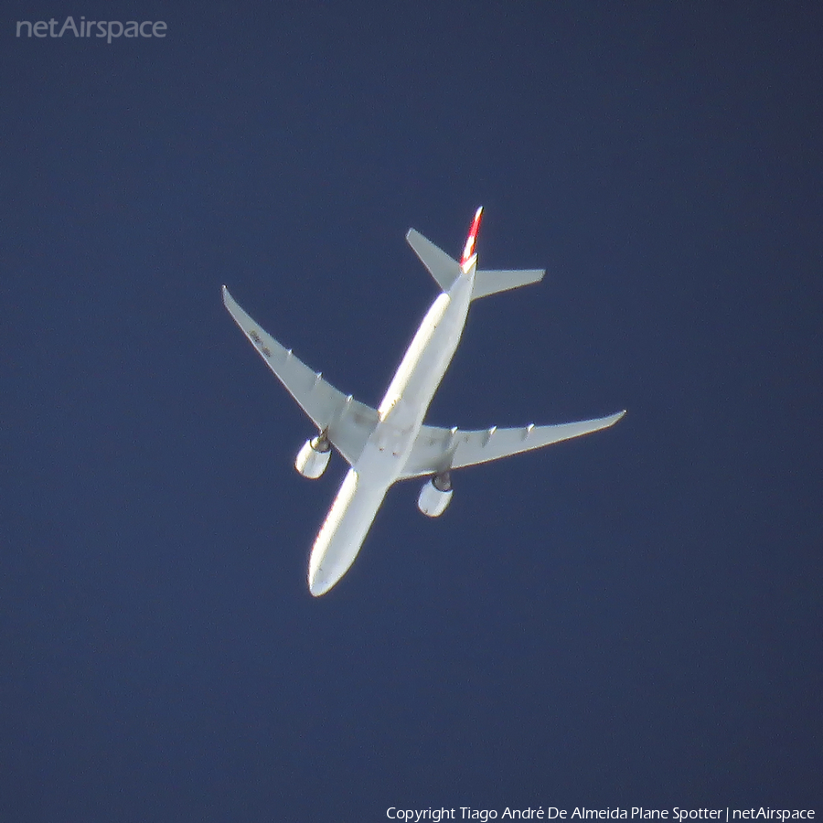 Swiss International Airlines Boeing 777-3DE(ER) (HB-JNG) | Photo 674578