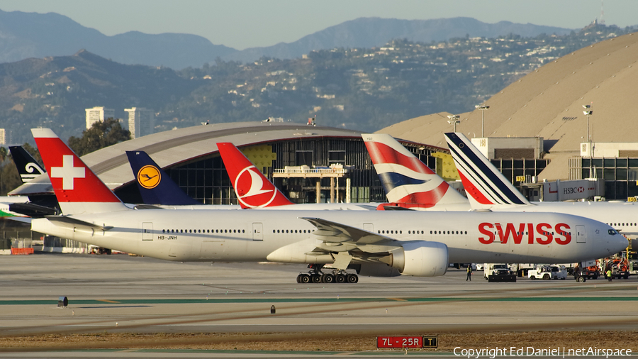 Swiss International Airlines Boeing 777-3DE(ER) (HB-JNH) | Photo 359961