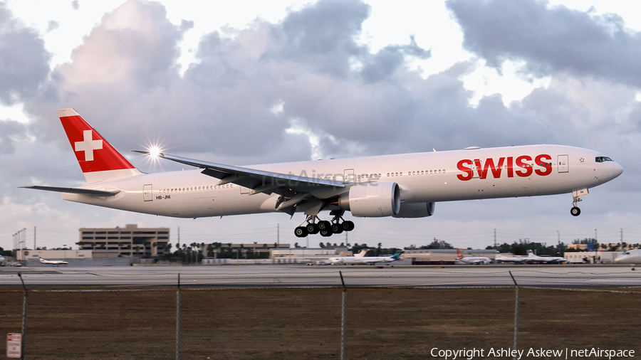 Swiss International Airlines Boeing 777-3DE(ER) (HB-JNI) | Photo 228212