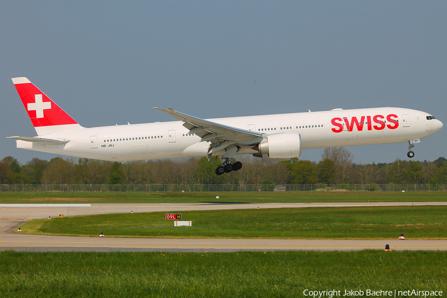 Swiss International Airlines Boeing 777-3DE(ER) (HB-JNJ) | Photo 239588