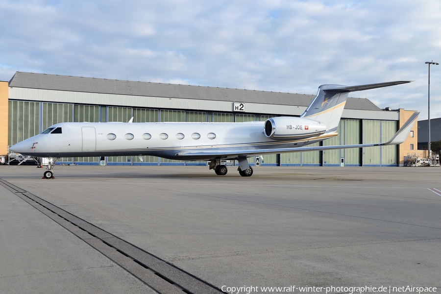 Premium Jet Gulfstream G-V-SP (G550) (HB-JOE) | Photo 433908