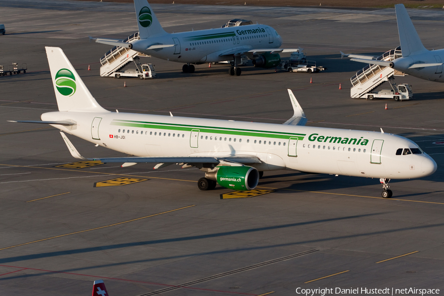 Germania Flug Airbus A321-211 (HB-JOI) | Photo 421427