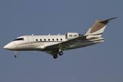 Premium Jet Bombardier CL-600-2B16 Challenger 604 (HB-JRG) at  Zurich - Kloten, Switzerland