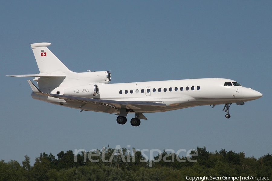 CAT Aviation AG Dassault Falcon 7X (HB-JST) | Photo 79602