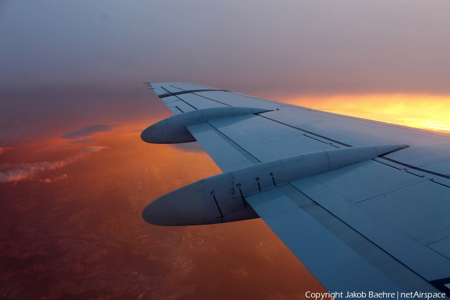 Helvetic Airways Fokker 100 (HB-JVC) | Photo 187907