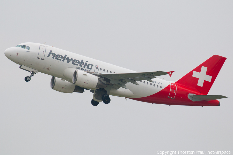 Helvetic Airways Airbus A319-112 (HB-JVK) | Photo 76258