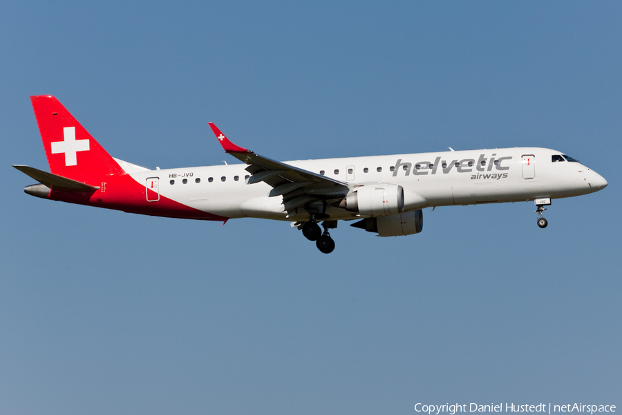 Helvetic Airways Embraer ERJ-190LR (ERJ-190-100LR) (HB-JVQ) | Photo 421093