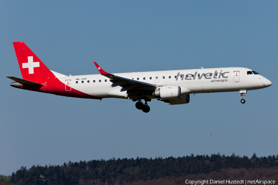 Helvetic Airways Embraer ERJ-190LR (ERJ-190-100LR) (HB-JVR) | Photo 421595