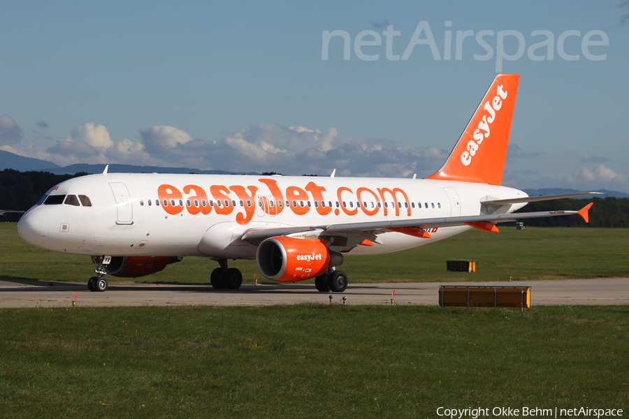 easyJet Switzerland Airbus A320-214 (HB-JXA) | Photo 86312