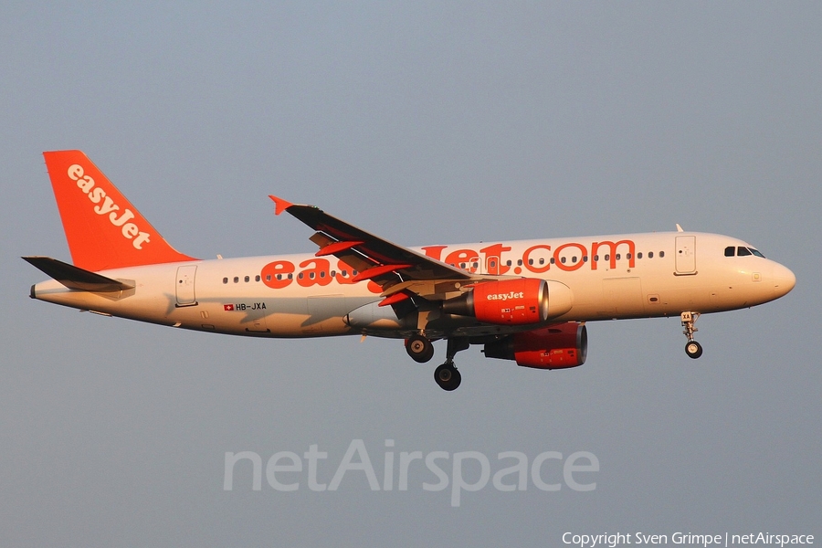easyJet Switzerland Airbus A320-214 (HB-JXA) | Photo 75600