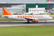 easyJet Switzerland Airbus A320-214 (HB-JXA) at  Lisbon - Portela, Portugal