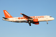 easyJet Switzerland Airbus A320-214 (HB-JXB) at  Hamburg - Fuhlsbuettel (Helmut Schmidt), Germany