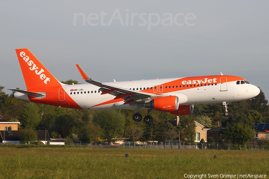 easyJet Switzerland Airbus A320-214 (HB-JXL) | Photo 571037
