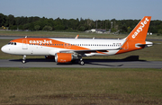 easyJet Switzerland Airbus A320-214 (HB-JXO) at  Hamburg - Fuhlsbuettel (Helmut Schmidt), Germany