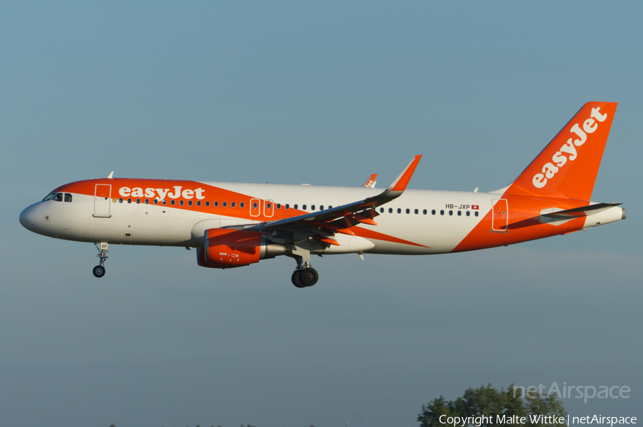 easyJet Switzerland Airbus A320-214 (HB-JXP) | Photo 400347