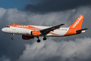 easyJet Switzerland Airbus A320-214 (HB-JYA) at  Hamburg - Fuhlsbuettel (Helmut Schmidt), Germany