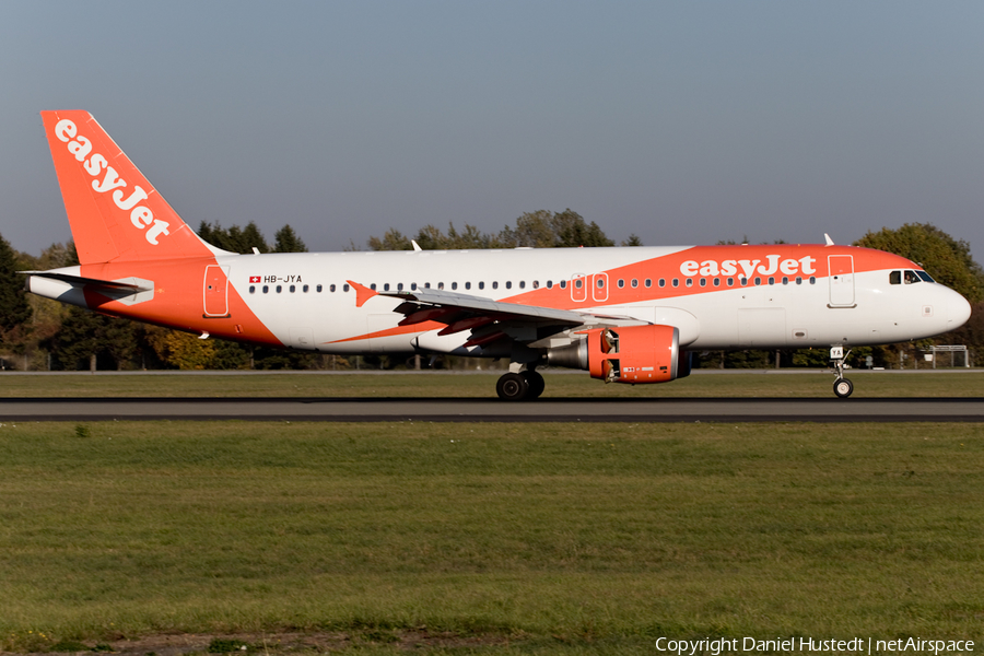 easyJet Switzerland Airbus A320-214 (HB-JYA) | Photo 420613