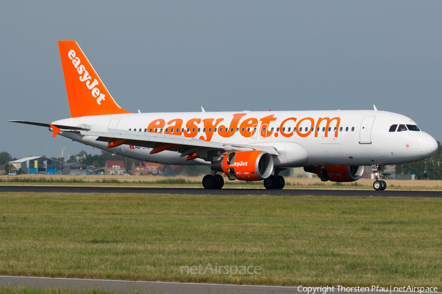 easyJet Switzerland Airbus A320-214 (HB-JYE) | Photo 82238