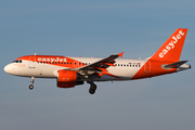 easyJet Switzerland Airbus A319-111 (HB-JYJ) at  Hamburg - Fuhlsbuettel (Helmut Schmidt), Germany