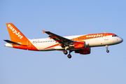 easyJet Switzerland Airbus A320-214 (HB-JZX) at  Hamburg - Fuhlsbuettel (Helmut Schmidt), Germany