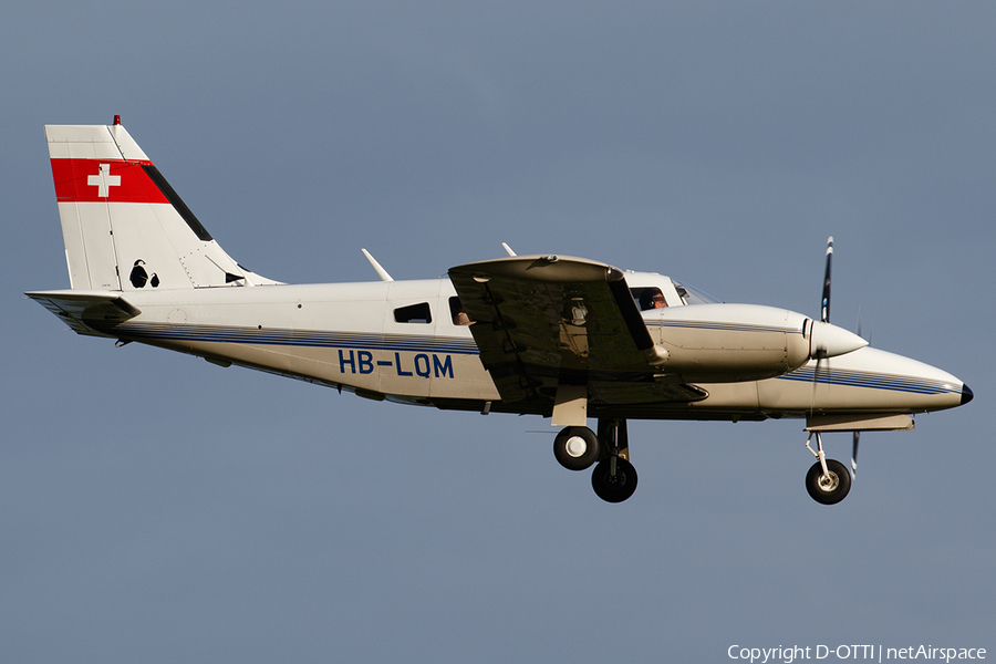 (Private) Piper PA-34-220T Seneca III (HB-LQM) | Photo 467240