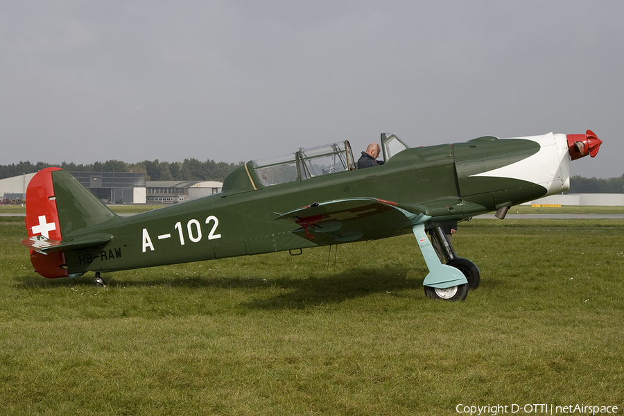 (Private) Pilatus P-2 (HB-RAW) | Photo 270634