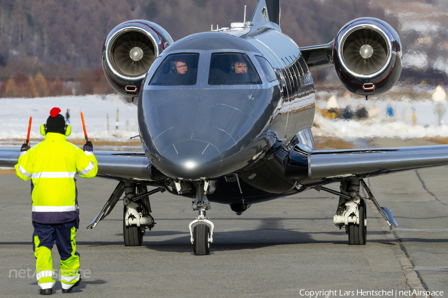 Haute Aviation Embraer EMB-505 Phenom 300E (HB-VAJ) | Photo 544458