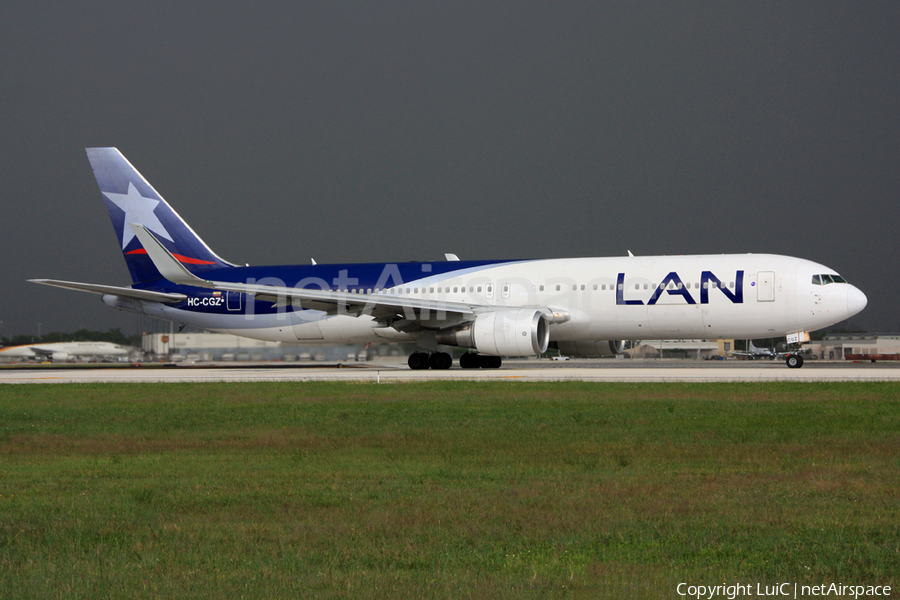 LAN Airlines Boeing 767-3Q8(ER) (HC-CGZ) | Photo 6815