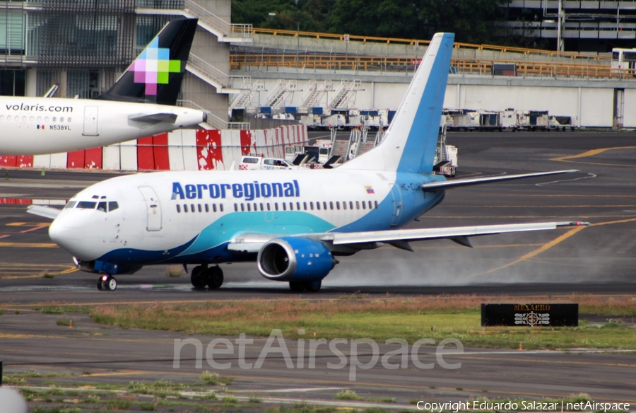 Aeroregional Boeing 737-5Y0 (HC-CUH) | Photo 500068