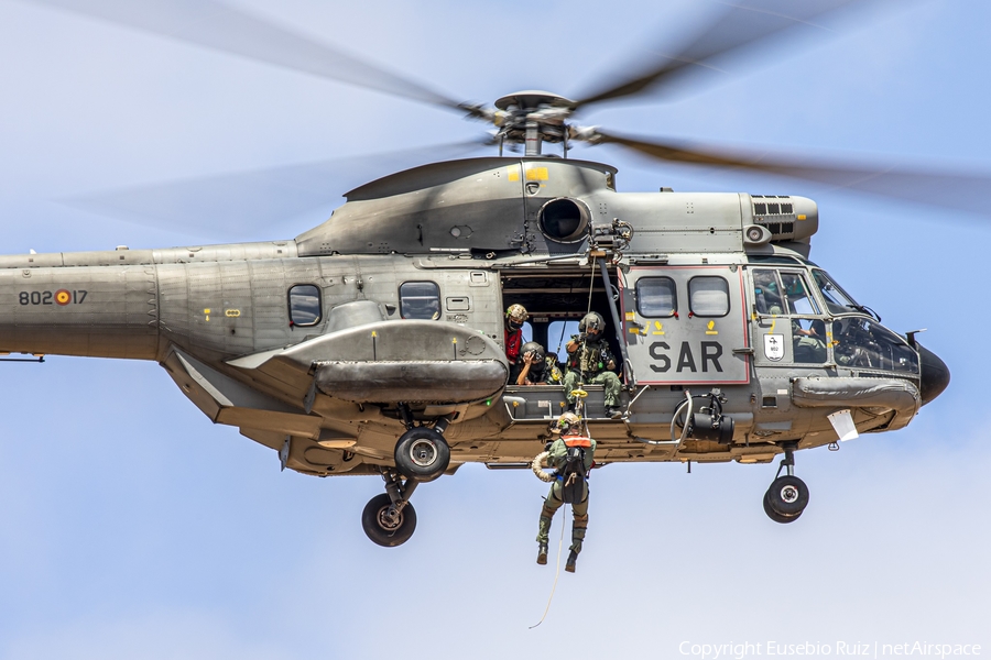 Spanish Air Force (Ejército del Aire) Eurocopter AS332L1 Super Puma (HD.21-17) | Photo 449582