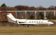 (Private) Gulfstream G-IV SP (HI1040) at  Farnborough, United Kingdom