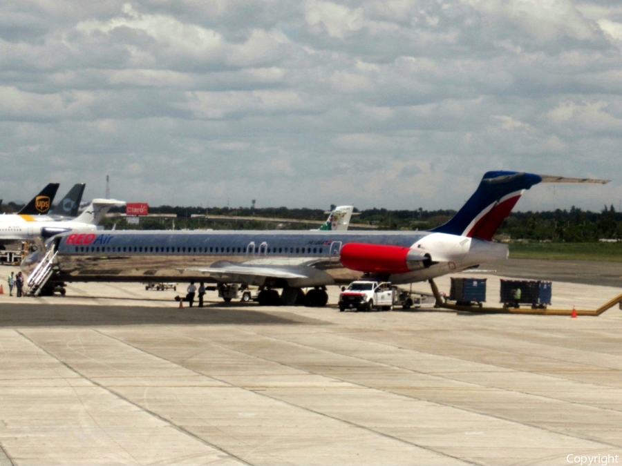 Red Air McDonnell Douglas MD-82 (HI1064) | Photo 500979