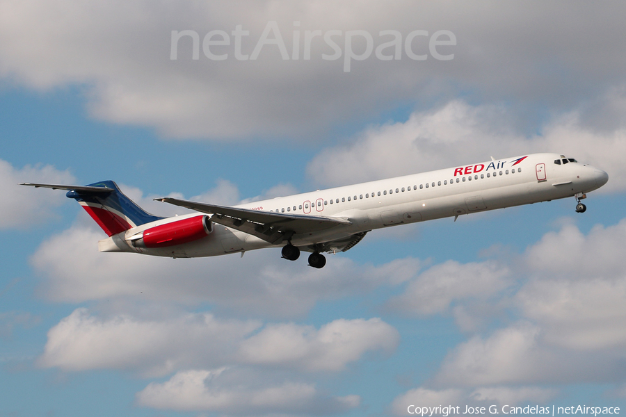 Red Air McDonnell Douglas MD-82 (HI1069) | Photo 589792