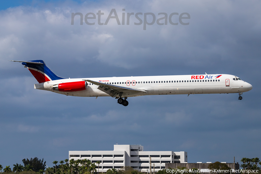 Red Air McDonnell Douglas MD-82 (HI1069) | Photo 603114