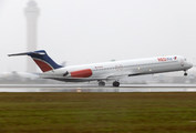 Red Air McDonnell Douglas MD-82 (HI1069) at  Miami - International, United States