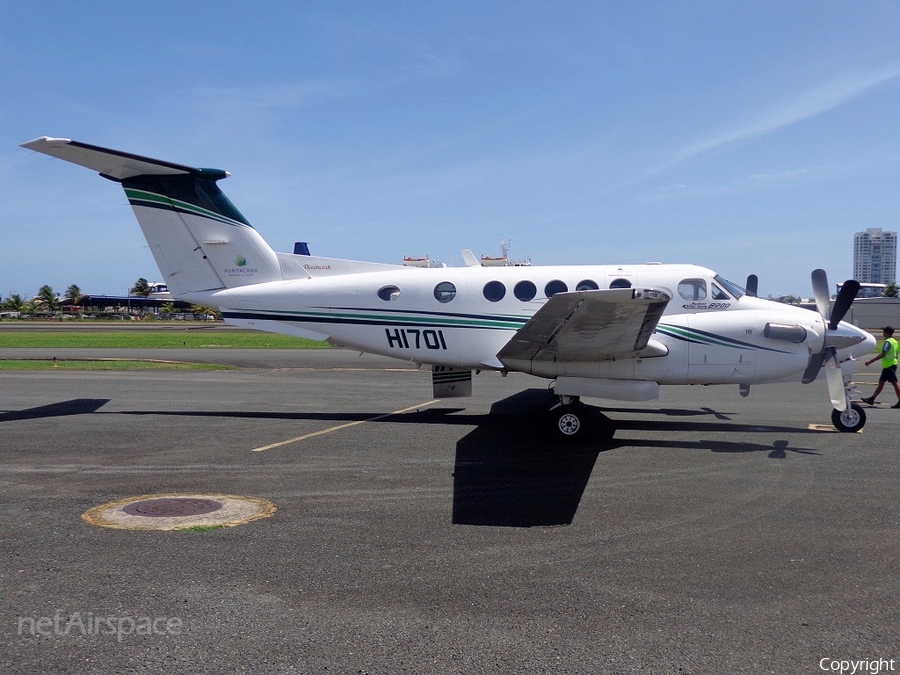 Corporacion Aeroportuaria del Este Beech King Air B200 (HI701) | Photo 169192