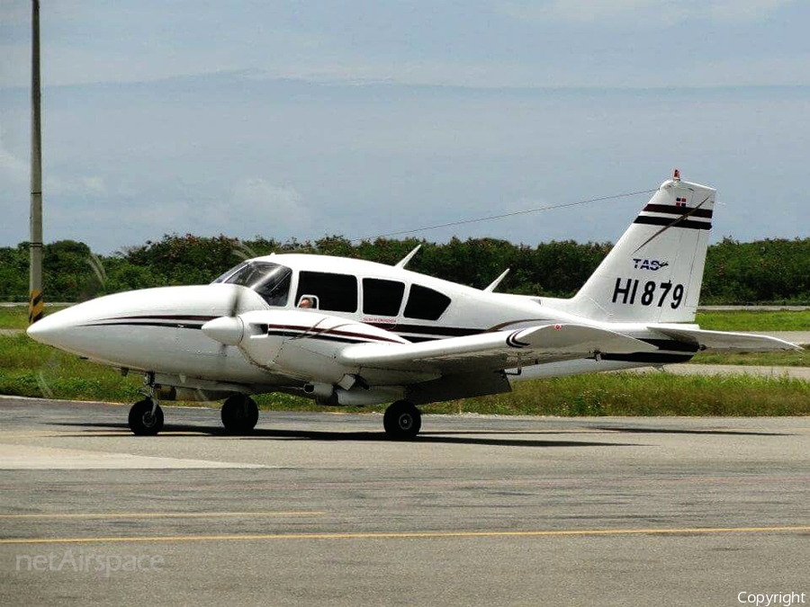 TAS - Tropical Aero Servicios Piper PA-23-250 Aztec E (HI879) | Photo 67024