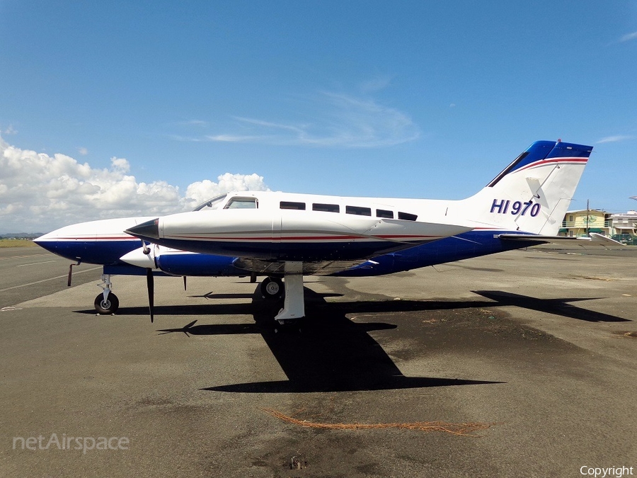 (Private) Cessna 402B Businessliner (HI970) | Photo 124729